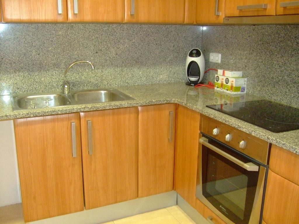 Besalut Apartment Екстер'єр фото